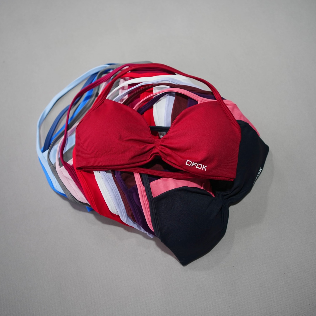 Sports Bra High Impact - Biustonosz sportowy DFDK 26 z nowym