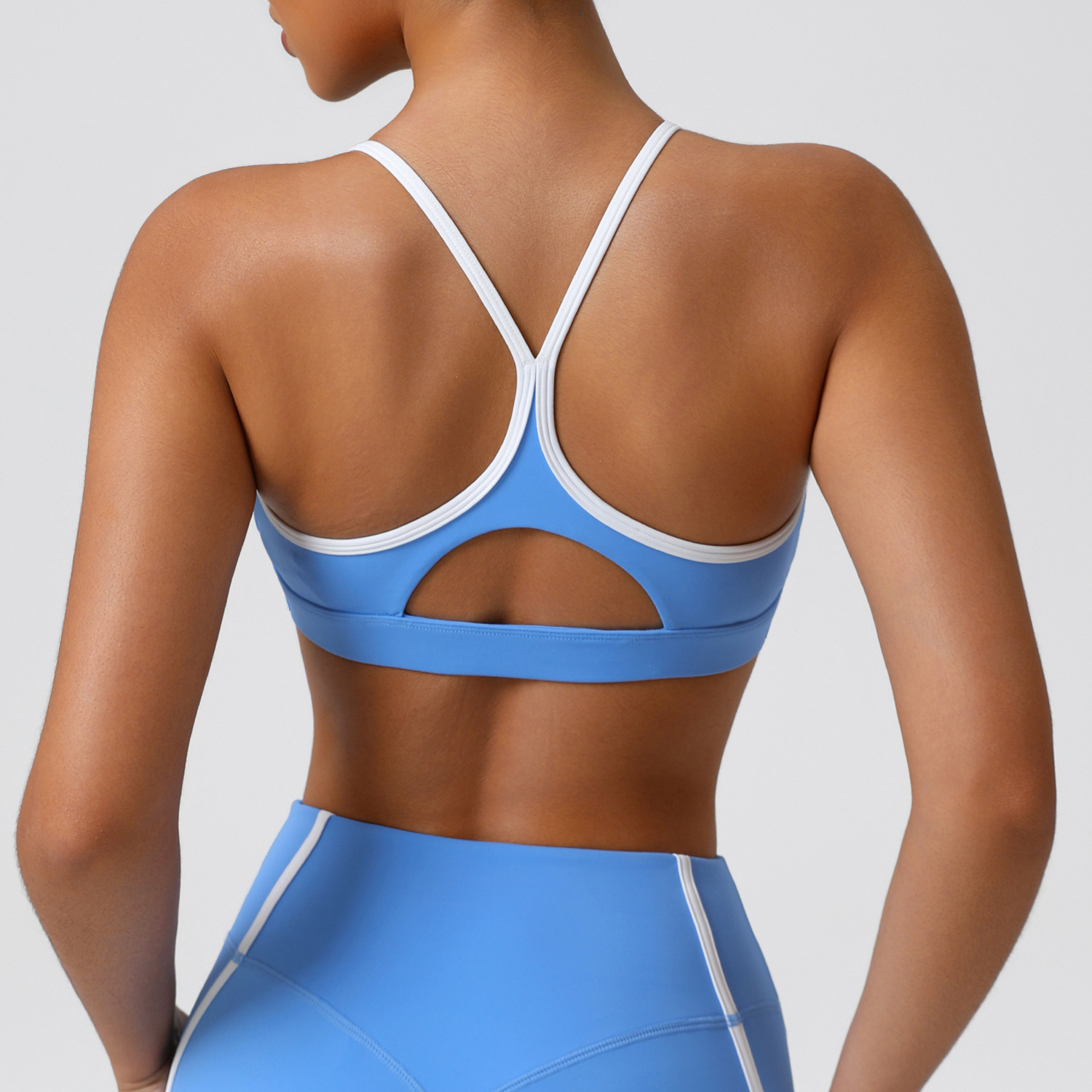 Elastyczna, miękka bielizna sp – Sports Bra High Impact recenzja i cena